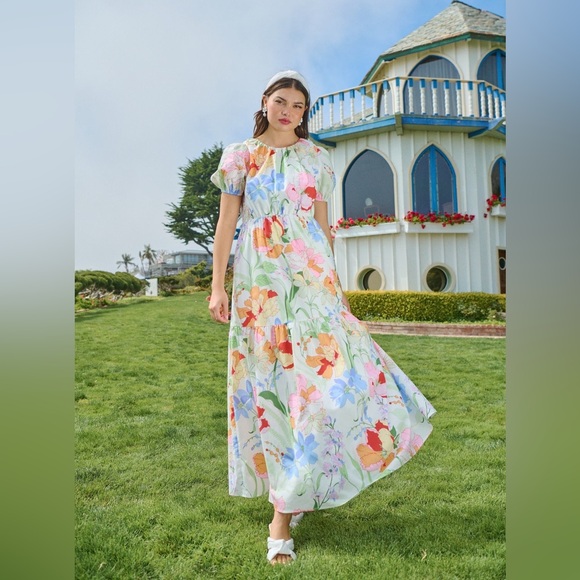 Sugarlips Dresses & Skirts - NWT Sugarlips Juliet Floral Garden Becca Tiered Maxi Dress Sz 1X
